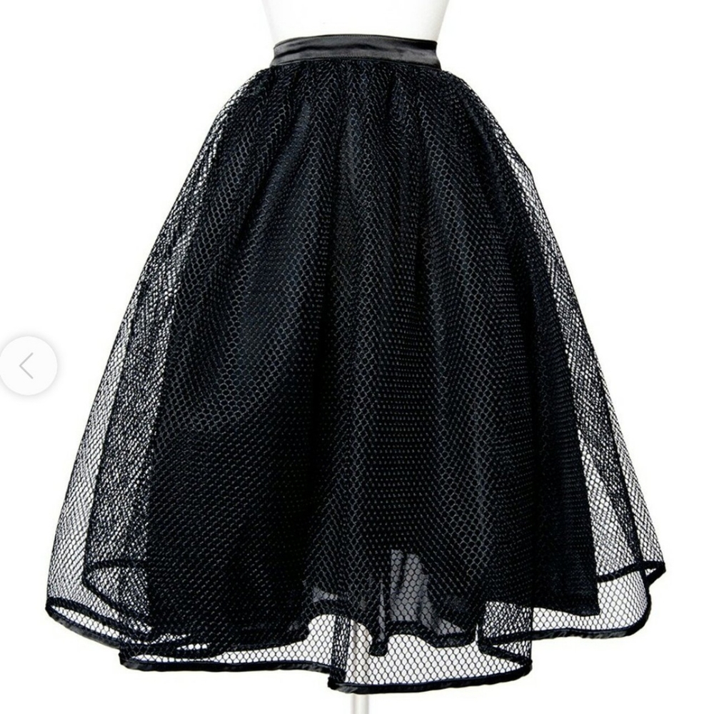 Laura Byrnes Lilith gothic Fishnet Skirt